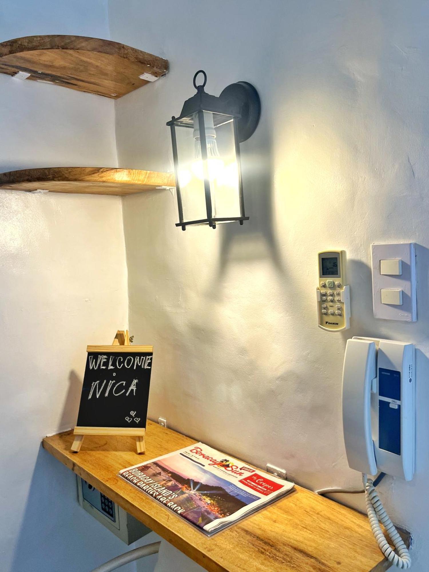 Lugar Bonito Hotel Balabag  Экстерьер фото