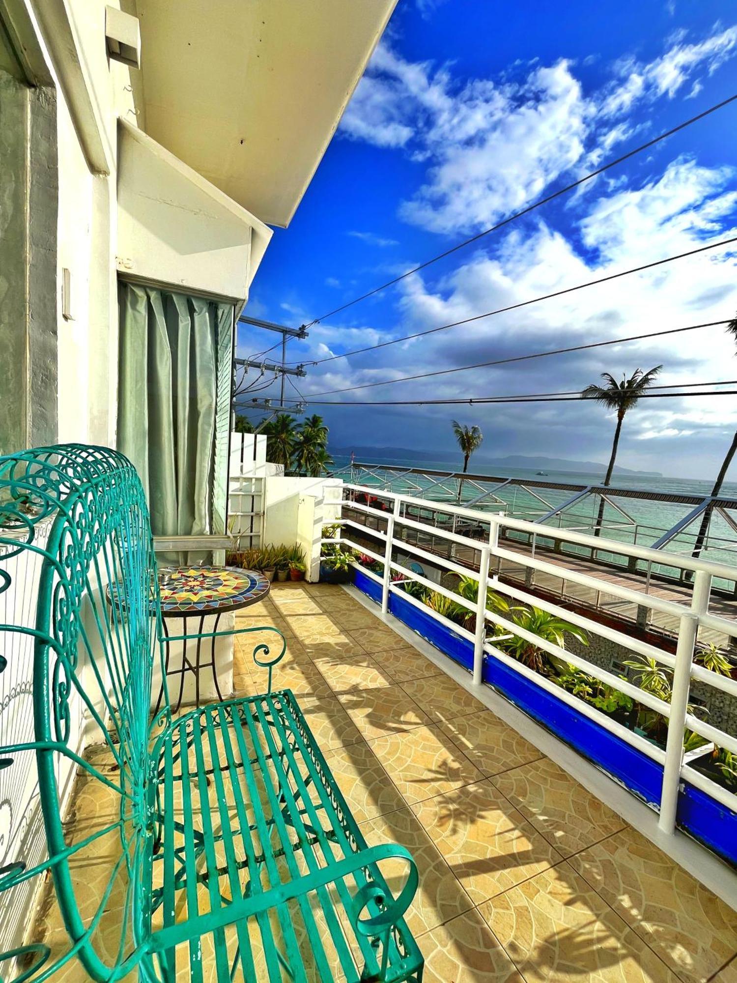 Lugar Bonito Hotel Balabag  Экстерьер фото